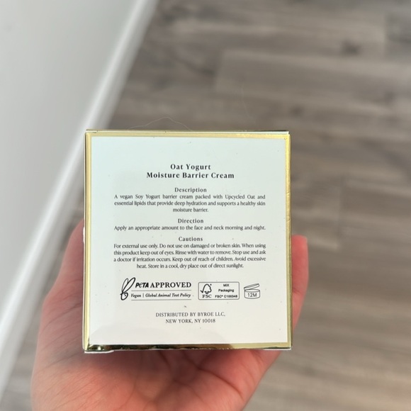 BYROE Oat Yogurt Moisture Barrier Cream - Picture 5 of 7